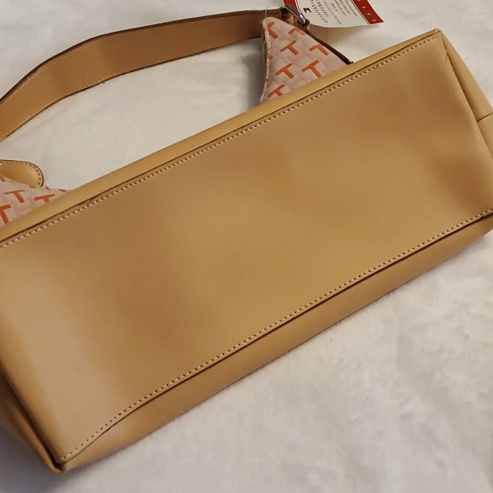 Tommy Hilfiger small handbag NWT - Picture 9 of 14